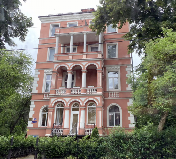 Купить квартиру в амалиенау калининград